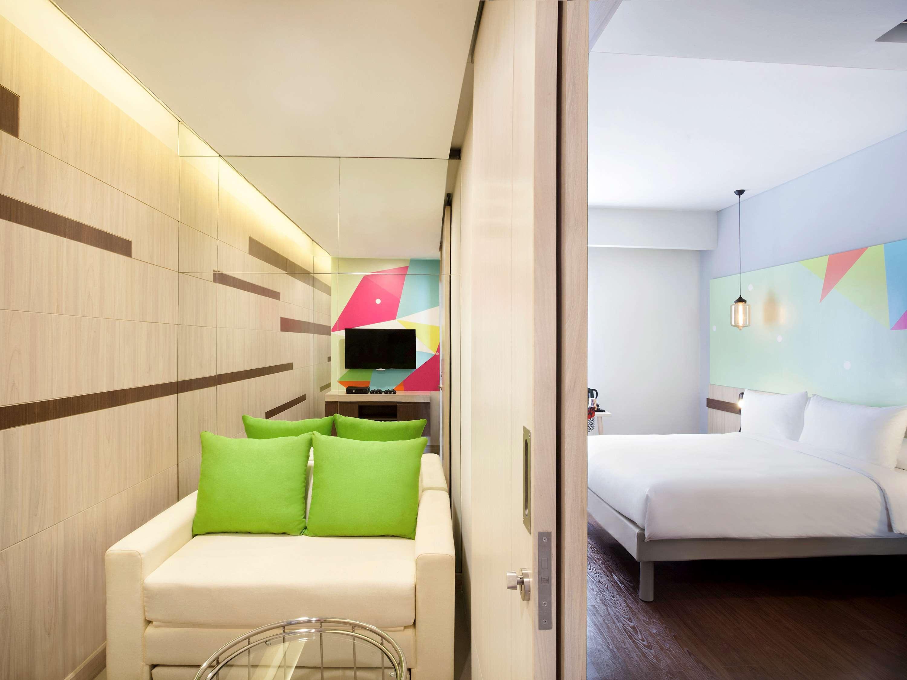 Ibis Styles Jakarta Sunter מראה חיצוני תמונה