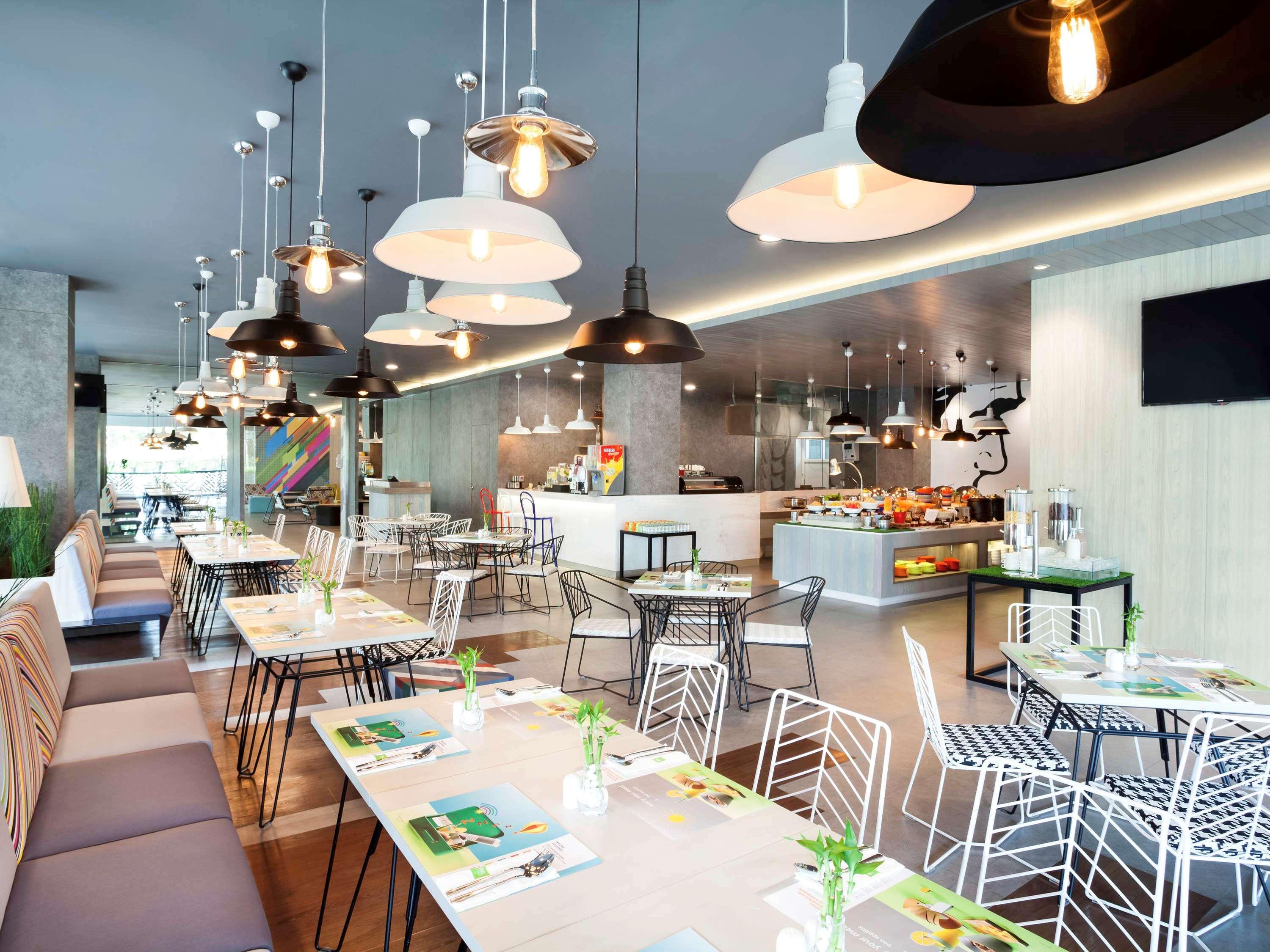 Ibis Styles Jakarta Sunter מראה חיצוני תמונה
