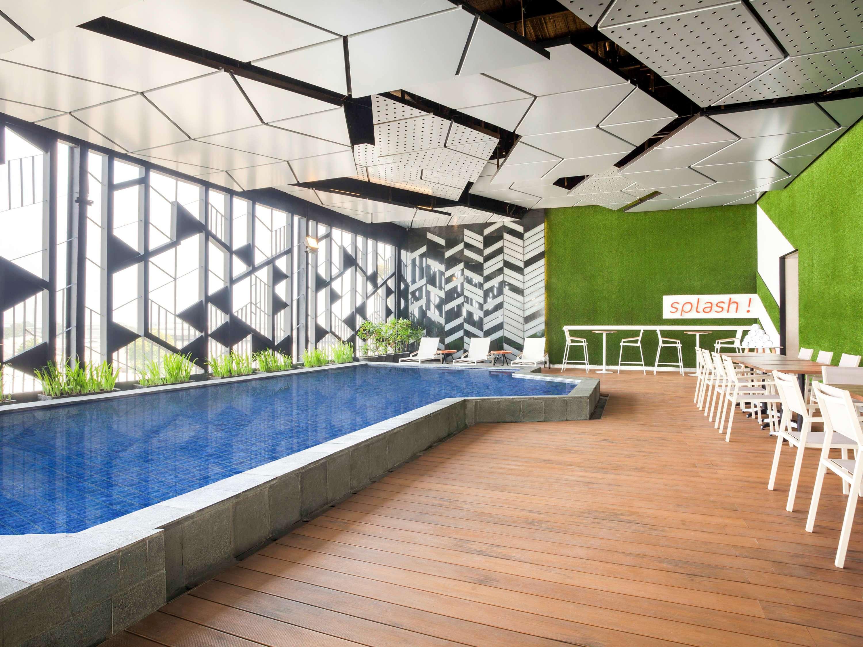 Ibis Styles Jakarta Sunter מראה חיצוני תמונה